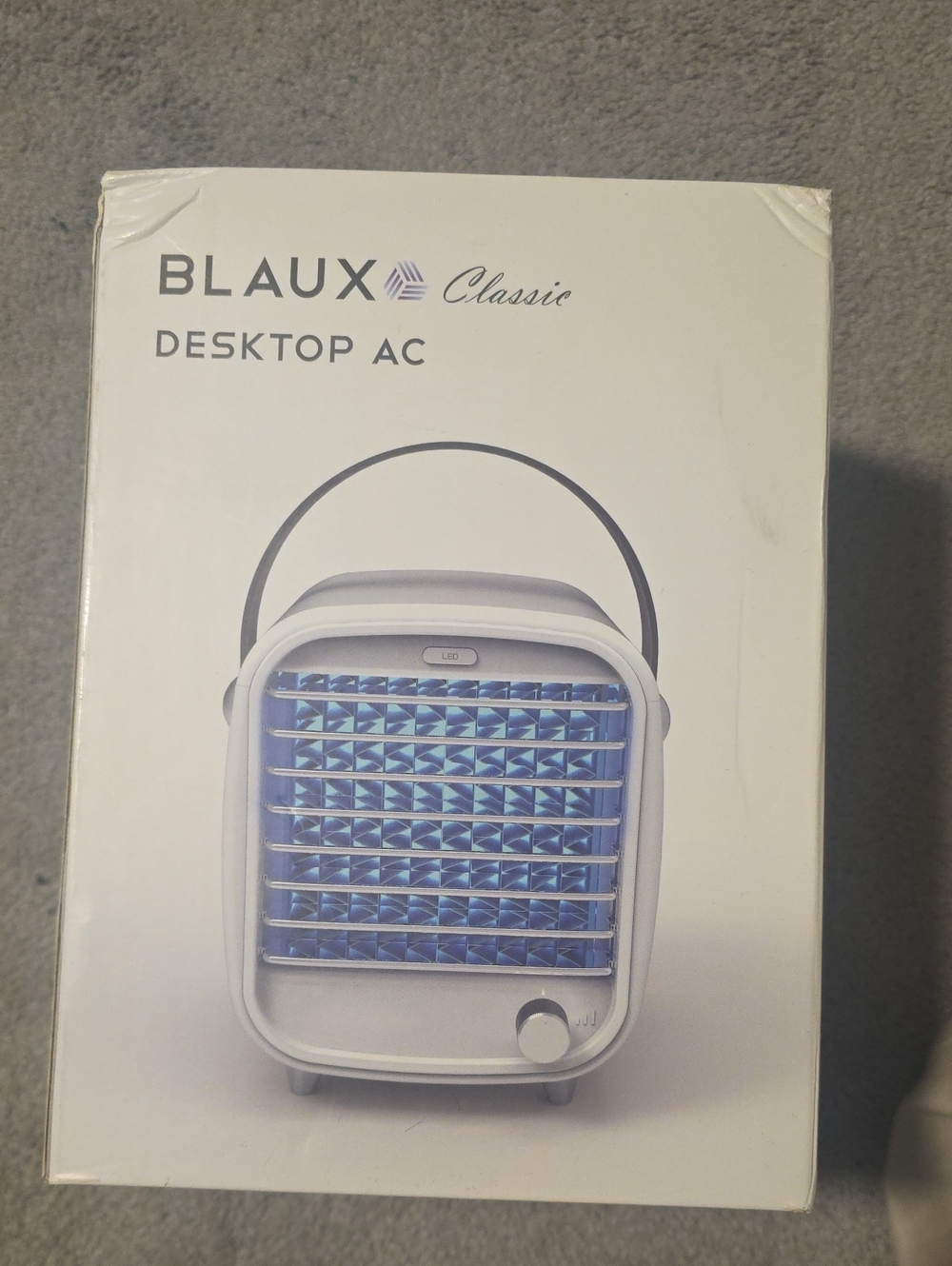 Classic Desktop AC - White with Blue Grill